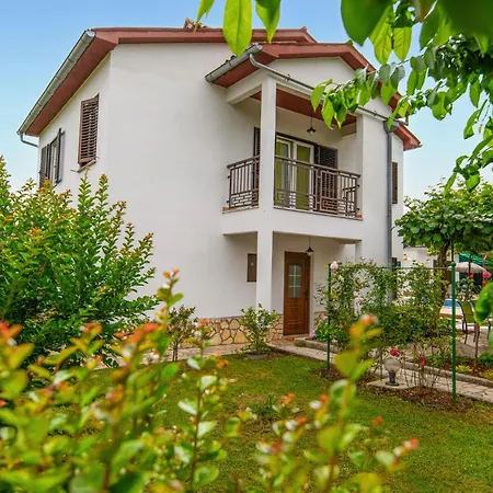 3 Bedroom Beautiful In * Labin (Istria)