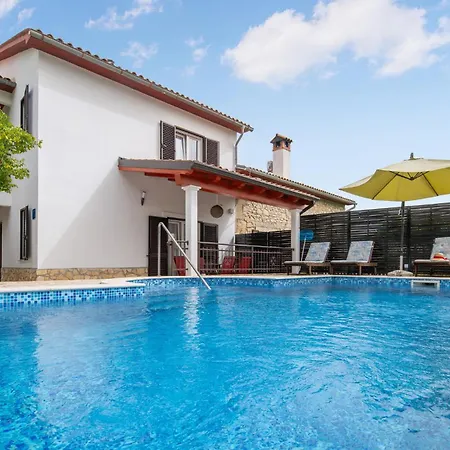 Tatil Evi 3 Bedroom Beautiful In Labin (Istria)