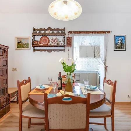 3 Bedroom Beautiful In *