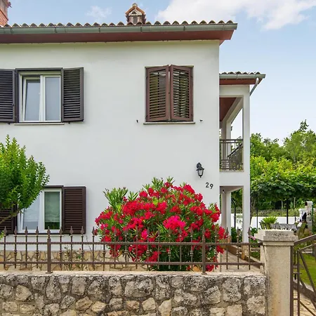 Semesterbostad 3 Bedroom Beautiful In