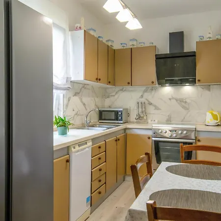 3 Bedroom Beautiful In *