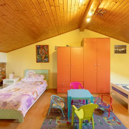 Semesterbostad 3 Bedroom Beautiful In